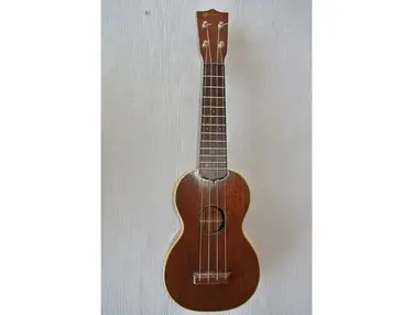 Martin Style 2 Mahogany Soprano Ukulele