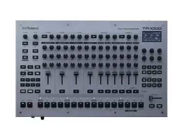 Roland TR-1000