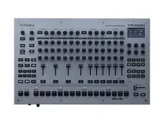 Roland TR-1000
