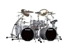 Yamaha Silver Sparkle Drums