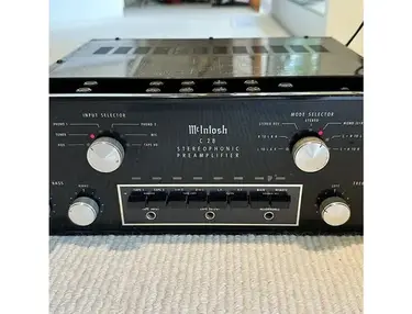 McIntosh C 28 Stereo Solid State Preamp