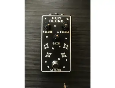 Leyland Pedals Hum Along