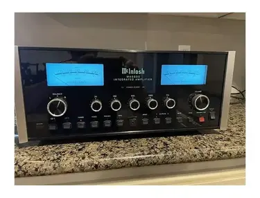 McIntosh MA6900 200-Watt Stereo Solid State Integrated Amplifier