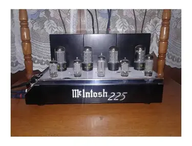 McIntosh MC225 25-Watt Stereo Tube Power Amplifier