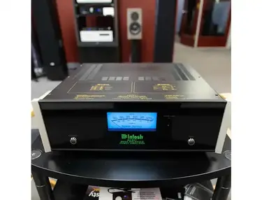 McIntosh MC301 300-Watt Mono Solid State Power Amplifier