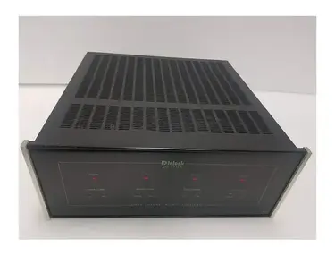 McIntosh MC7108 40-Watt 8-Channel Solid State Power Amplifier