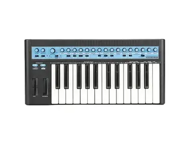 Novation Bass Station 25-Key Monophonic Synthesizer