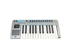 Novation XioSynth 25 10-Voice Synthesizer main image