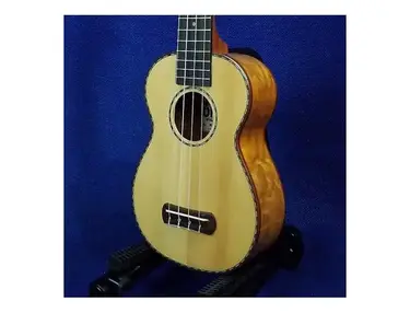 Ohana SK-70WG Solid Spruce/Willow Soprano Ukulele