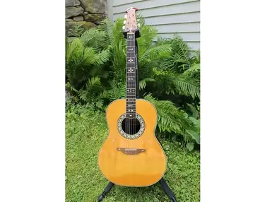 Ovation 1119 Custom Legend