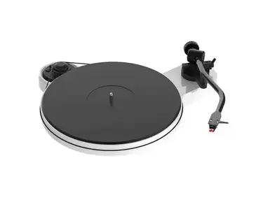 Pro-Ject RPM 3 Carbon Belt Drive Turntable with Sumiko Moonstone Cartridge