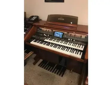 Roland AT-800 Atelier Combo Organ