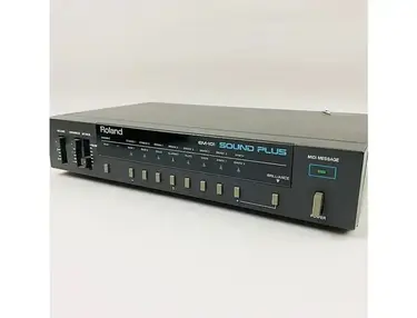 Roland EM-101 Sound Plus Analog Synthesizer Module