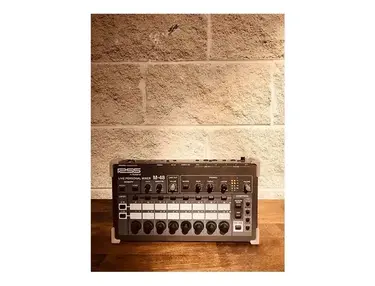 Roland M-48 Live Personal Mixer