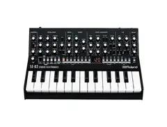 Roland SE-02 Boutique Series Synthesizer Module with K-25m Keyboard main image