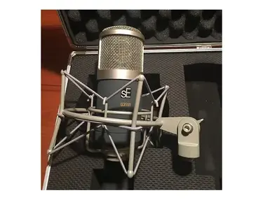 sE Electronics G3500 Large Diaphragm Cardioid FET Condenser Microphone