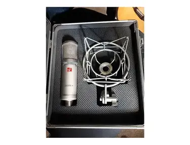 sE Electronics sE2200a Cardioid Condenser