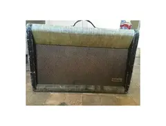 Silvertone Model 1335 25-Watt 1x15 Guitar Combo main image