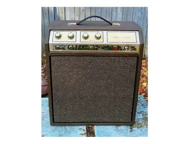 Silvertone Model 1421 10XL 10-Watt 1x8 Guitar Combo