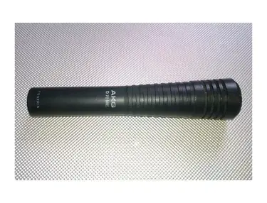 AKG D70 ME