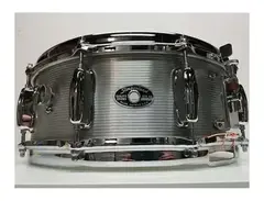 Slingerland No. 140 Student Model 5x14" 10-Lug Ribbed Aluminum Snare Drum 1960s - 1970s main image