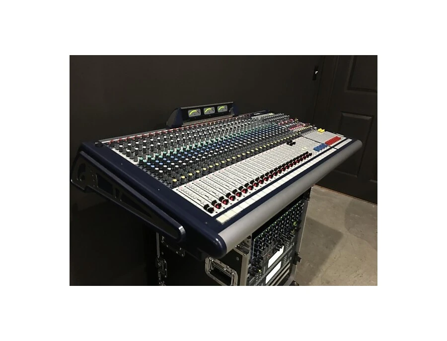 Soundcraft GB8 24-Channel Mixing Console - What To Know & Where To Buy ...