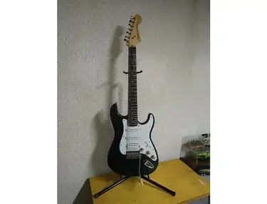 Squier Standard Double Fat Stratocaster 7-String - What To Know