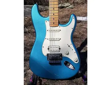 Squier Standard Fat Stratocaster with Floyd Rose