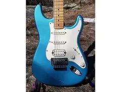 Squier Standard Fat Stratocaster with Floyd Rose main image