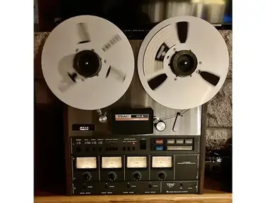 TASCAM 40-4 1/4" 4-Track Reel to Reel Tape Recorder