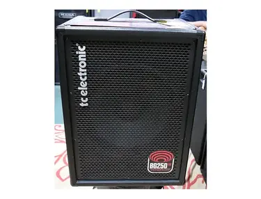 TC Electronic BG250-115 Original 1x15" 250w Bass Combo V1