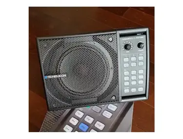 TC Helicon VoiceSolo FX150 Personal PA & Monitor with Effects