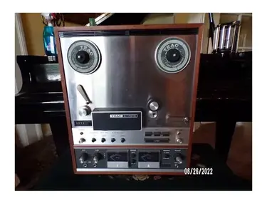 TEAC A-7010 1/4" 2-Track Reel to Reel Tape Recorder
