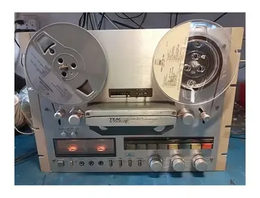 TEAC X-700R 1/4" 2-Track Reel to Reel Tape Recorder