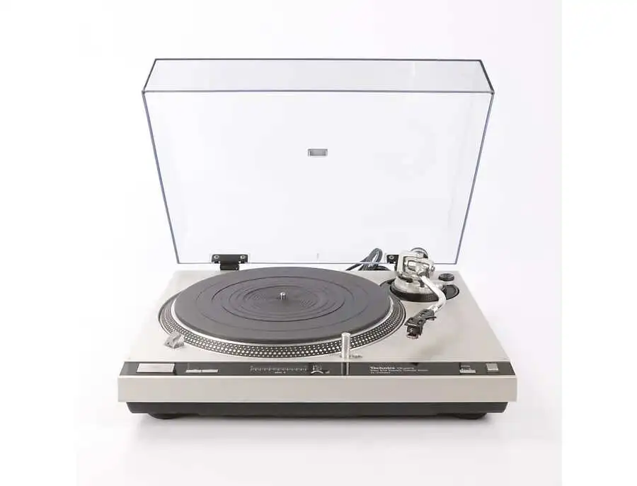 Technics ミニコンポ シルバー Technics SL-1700MK2 Quartz Lock Direct Drive Automatic Turntable