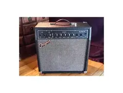 Traynor TBM25 Bass Mate 25 25-Watt 1x10" Bass Combo main image