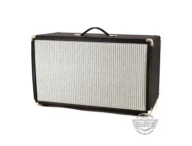 Traynor YCX212 160-Watt 2x12" Guitar Speaker Cabinet