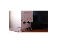 Ultimate Ears UE900S In-Ear Monitoring Headphones main image