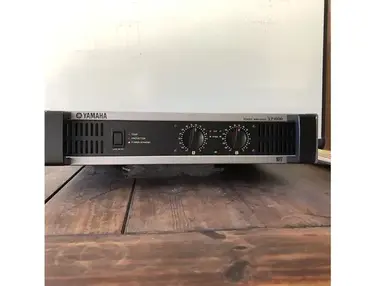 Yamaha XP1000 Power Amplifier