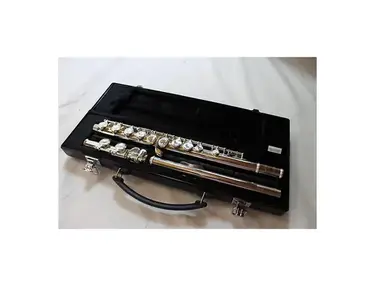 Yamaha YFL-321 Intermediate Flute