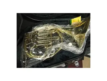 Yamaha YHR-322 Bb French Horn