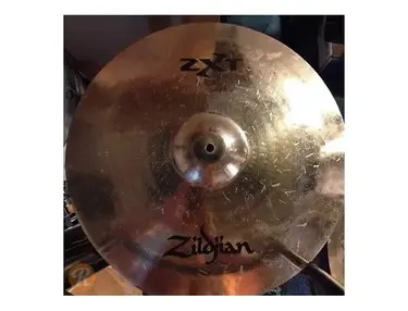 Zildjian 18" ZXT Thin Crash