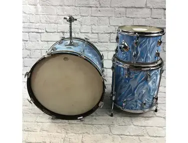 Slingerland 1969 Slingerland Vintage Blue Satin Flame drum kit
