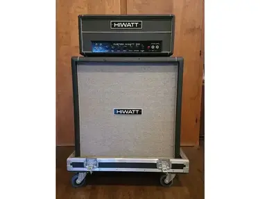 HiWatt Custom 100 Amp & Speaker Cabinet