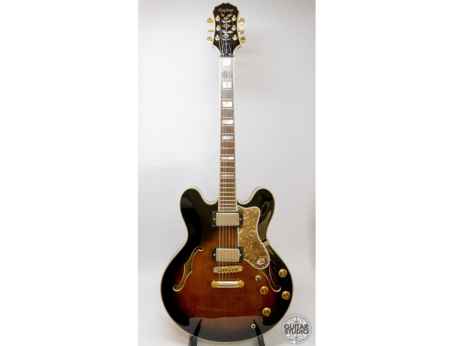 ギター Epiphone Sheraton 1989 Epiphone Sheraton Electric Guitar - What To Know & Where To