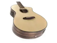 Breedlove Pusuit Concert Ebony main image
