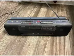 Sony CFS-W301 Sound Rider Dual Cassette Recorder AM-FM Stereo Radio Boombox