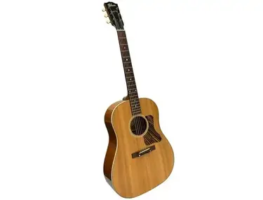 Gibson J-35 Acoustic Guitar