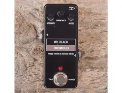 Mr. Black Mini Tremolo Pedal