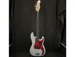 Vibrawood Precision bass artist custom